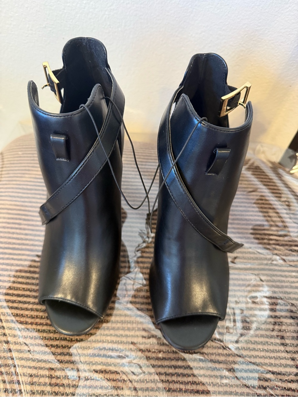 AEROSOLES Black Open-Toe Ankle Booties with Buckle Strap *NWT*